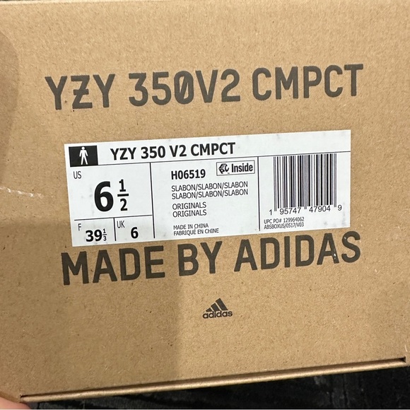 yzy 350v2 cmpct Yeezy sneakers - Picture 7 of 10
